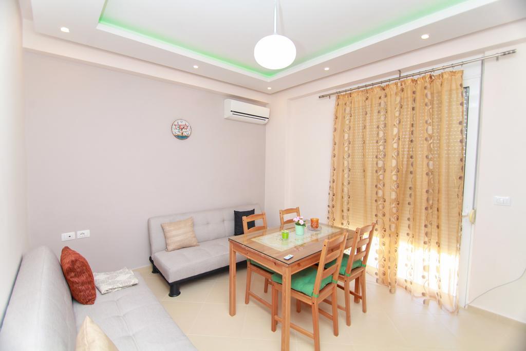 Blue Sea Apartments Sarande Exterior photo